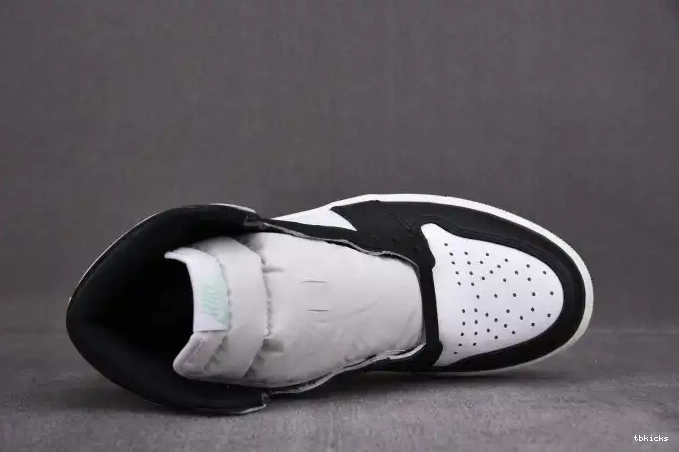 Reps TB Retro Jordan High Igloo 1 861428-100 0604